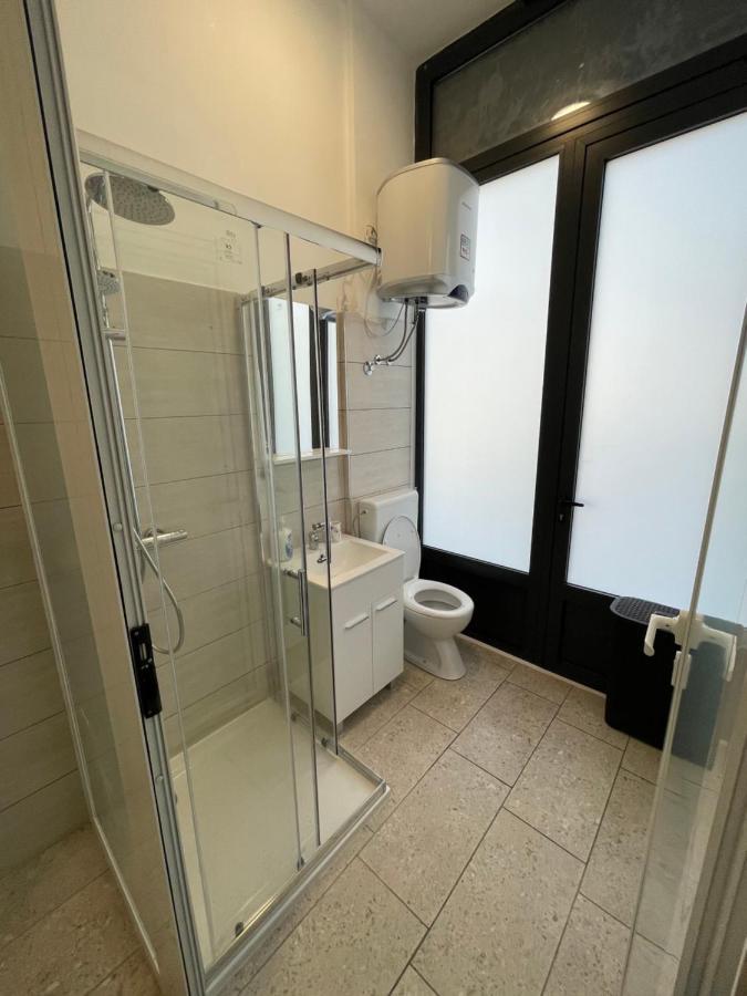 Two Bedroom Apartment N スプリト エクステリア 写真