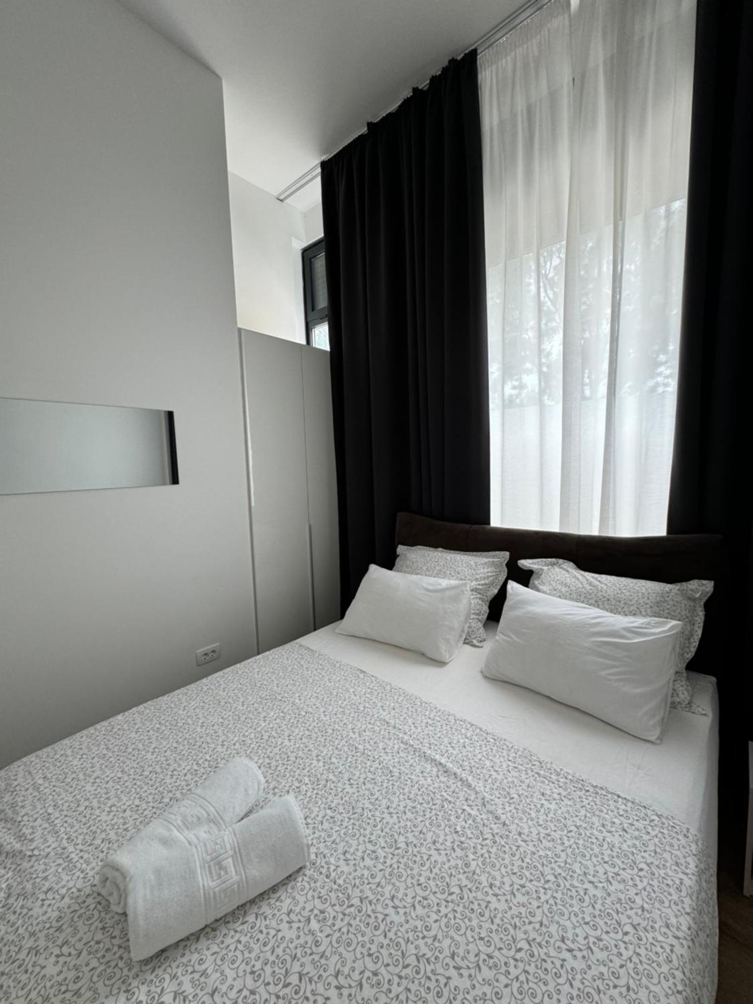 Two Bedroom Apartment N スプリト エクステリア 写真