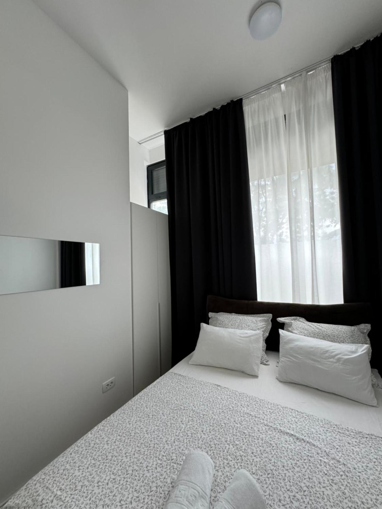 Two Bedroom Apartment N スプリト エクステリア 写真